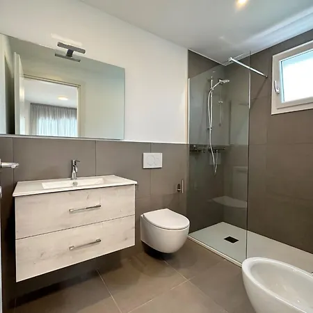 With Terrace And Pool Apartamento Bibione